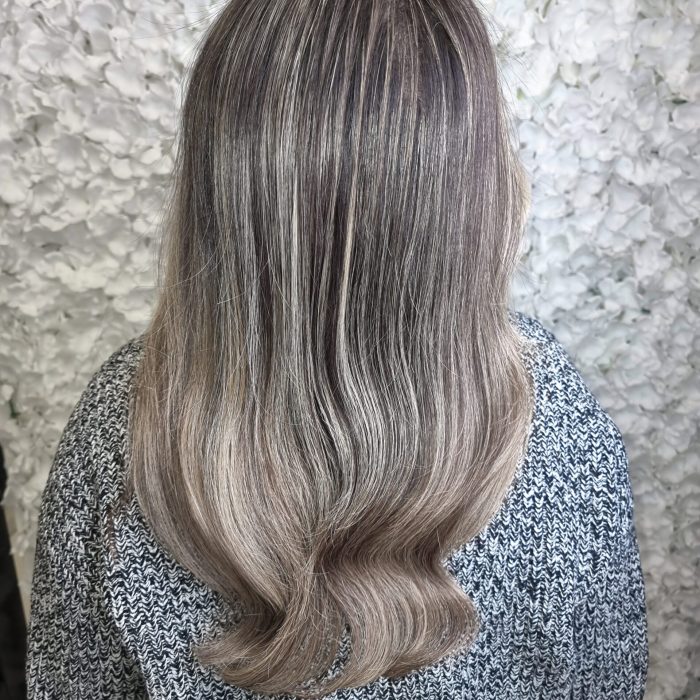 balayage met teasy lights